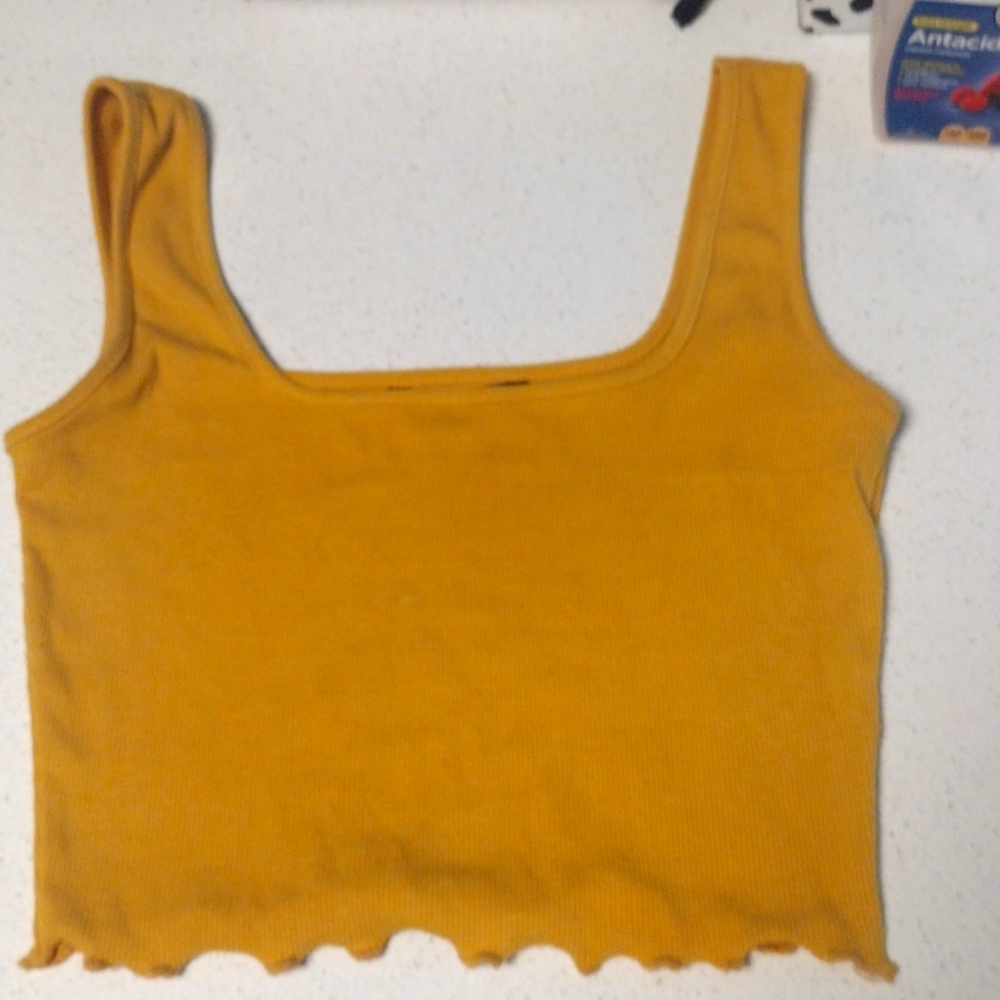 Crop top